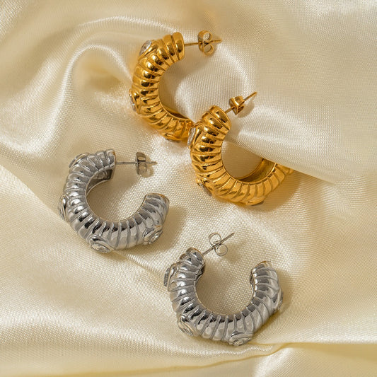 https://shineoss.oss-cn-hongkong.aliyuncs.com/wang/2024/07/30/da5a6a3e-2087-4140-931e-48e3610e4bce.jpg